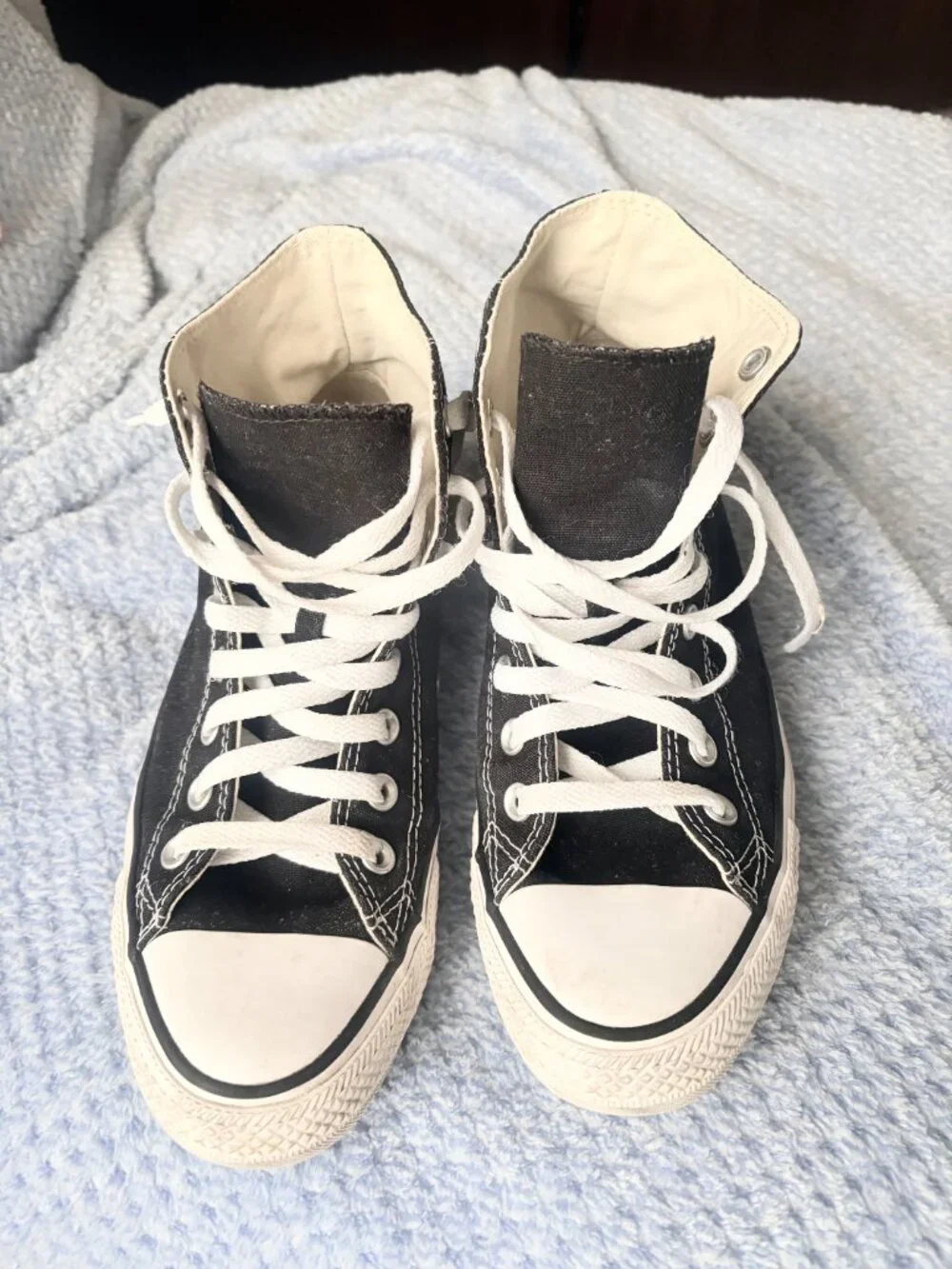 Converse Black and White High Top Athletic Shoes